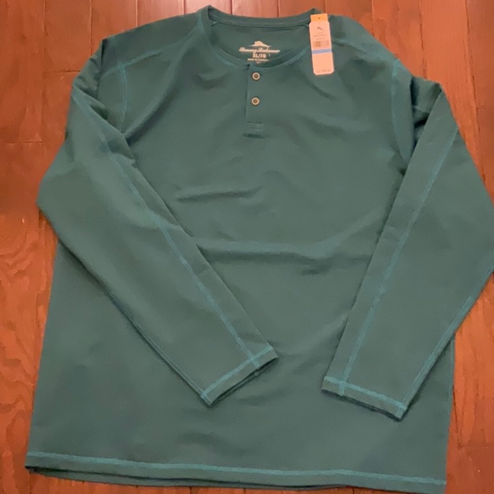 Tommy Bahama paradise street Henley long sleeved. Teal. NWT XL